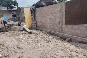 Parcelle Terrain  NgiriNgiri 5 sur 25m 70.000  dbattre